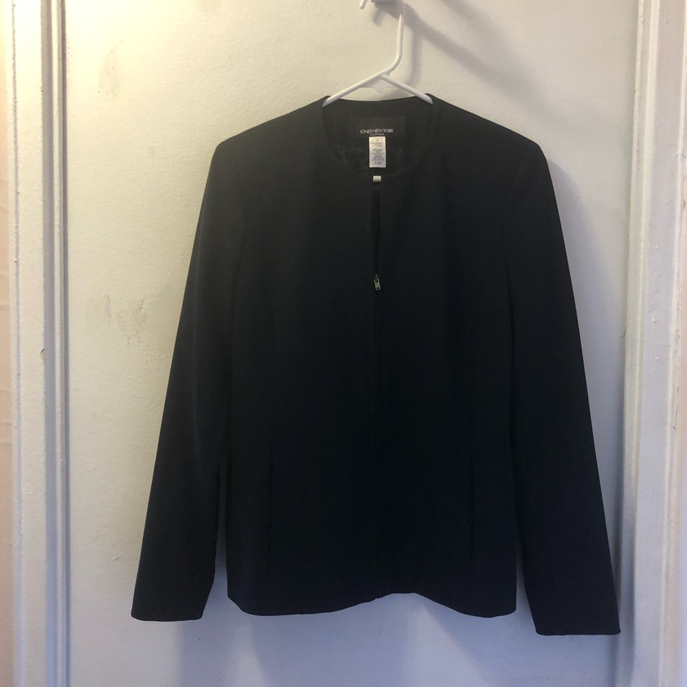 NWOT Jones New York dark blue classic jacket, size 4